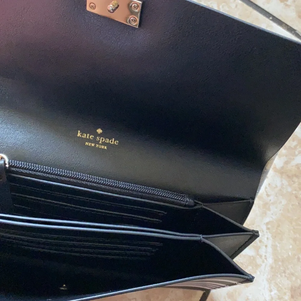 Wallet - Picture 5 of 5